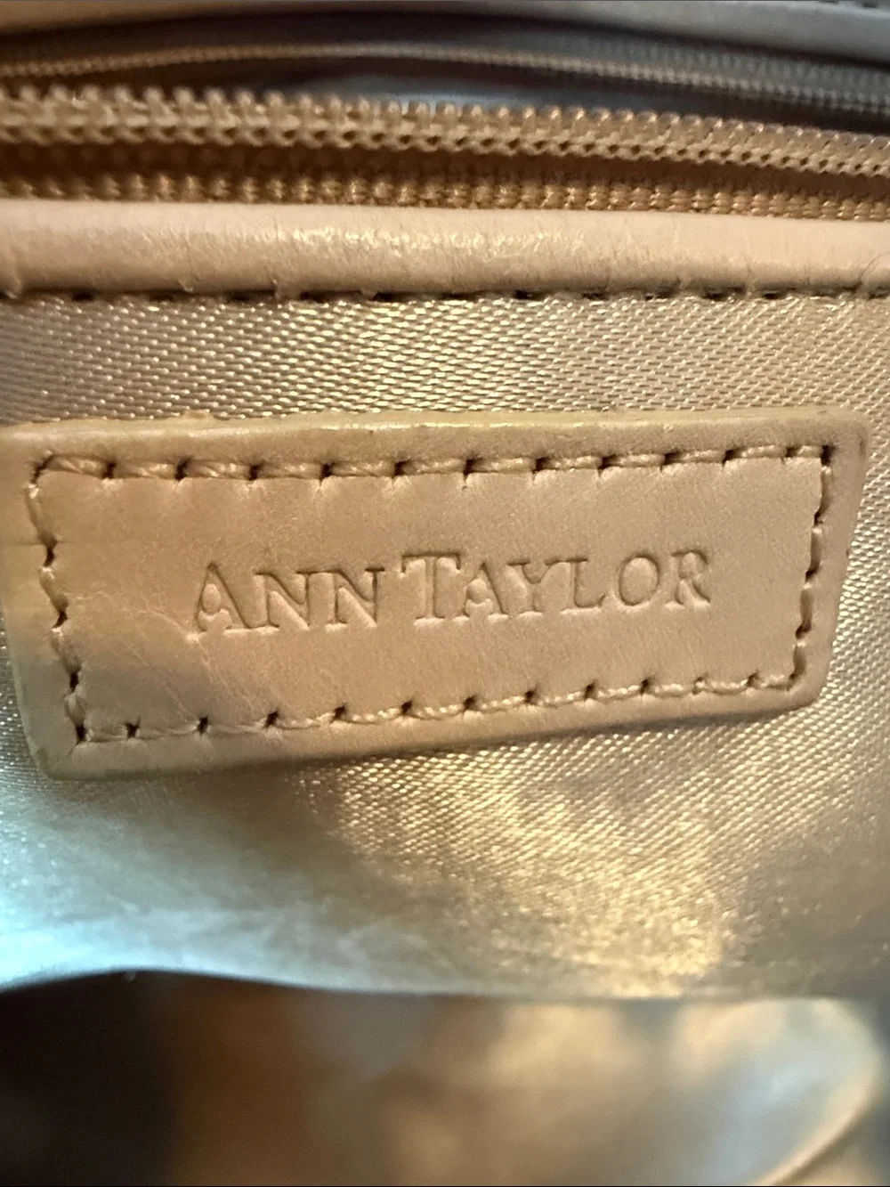 Ann Taylor Vintage #Y2K Dark Brown Leather Duffel with Beige Trim Handbag